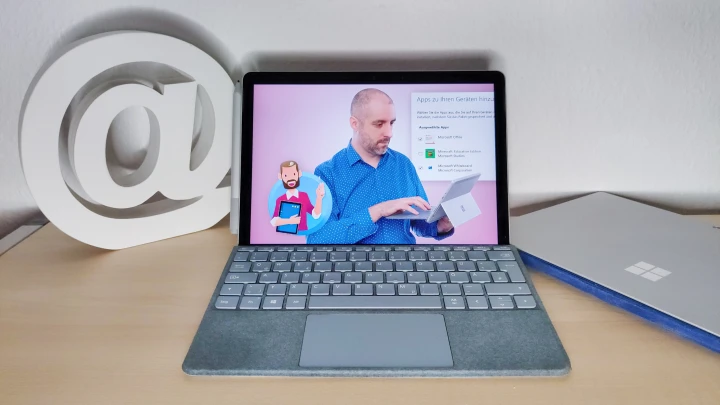 Microsoft Surface Go mit Type Cover