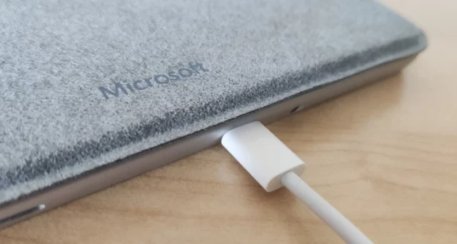 Surface Go per USB-C aufladen